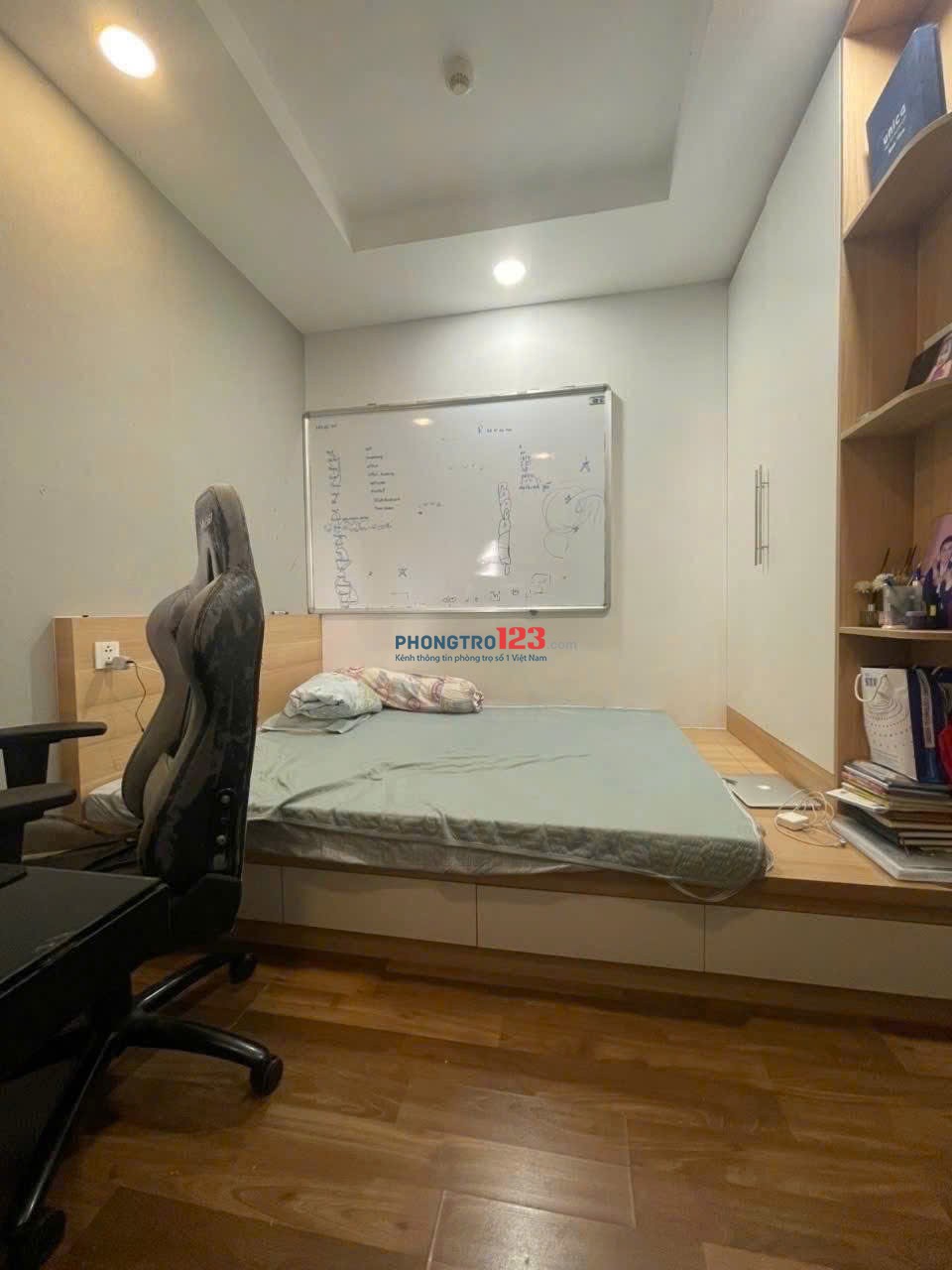 Chung cư Topaz, Trịnh Định Thảo, TP: 72m2, 2p ngủ, full NT, 10tr