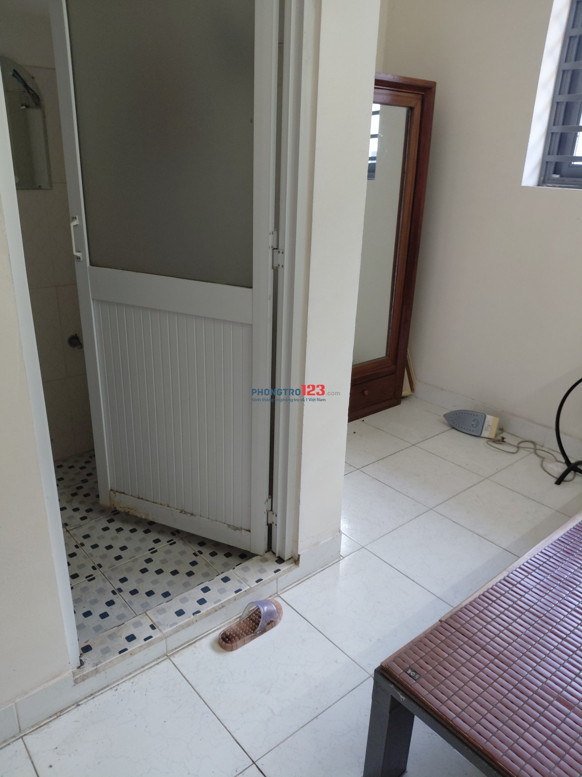 Phòng trọ 18m rộng thoáng mát gần sân bay tân sơn nhất