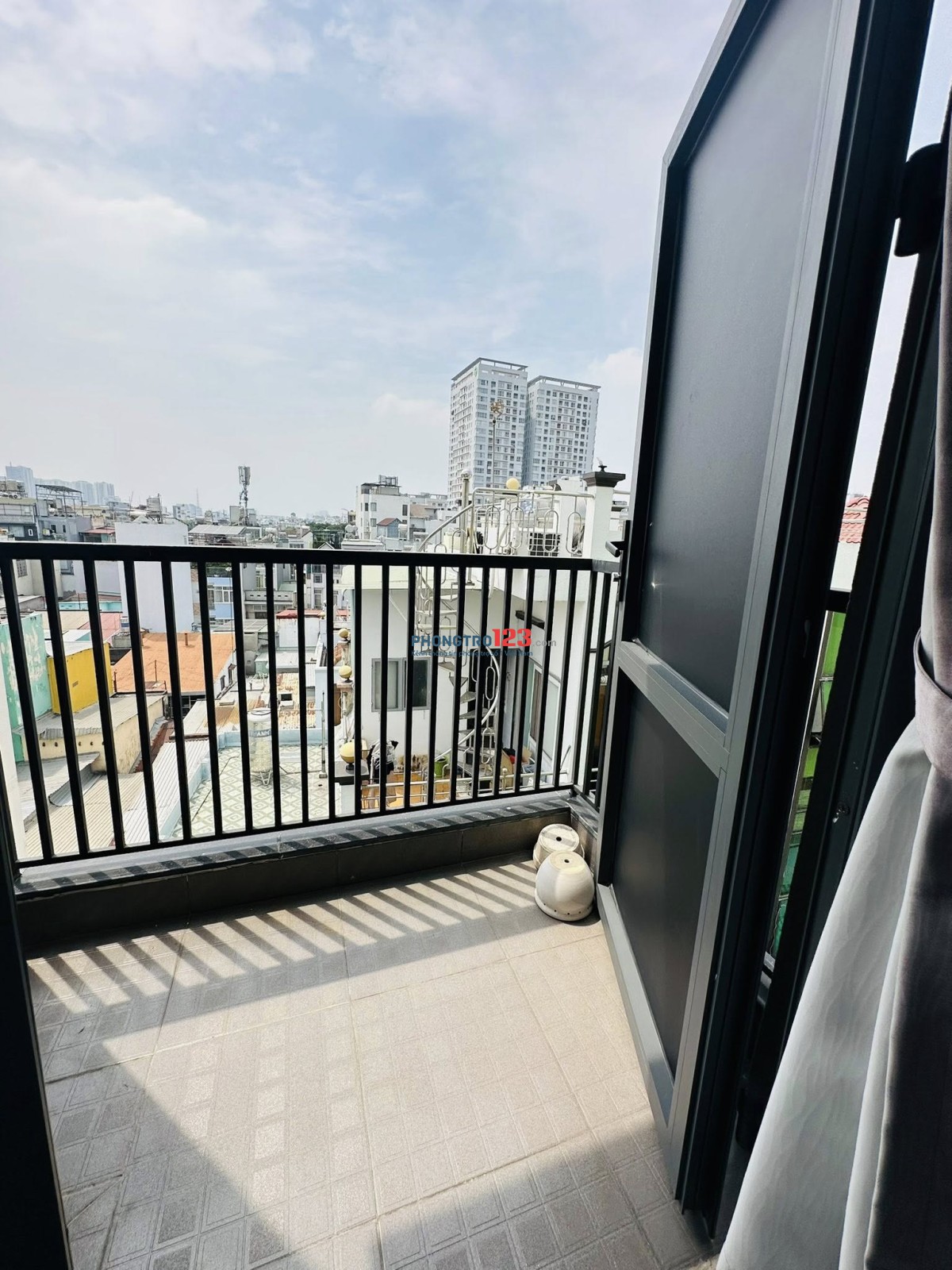 CHO THUÊ CHDV FULL NỘI THẤT ĐẸP