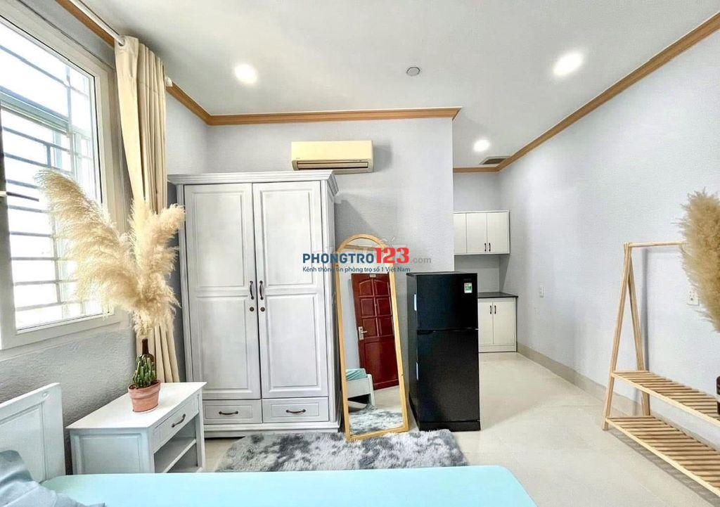 PHÒNG MỚI CỬA SỔ TRỜI GẦN CC ECO GREEN - UFM
