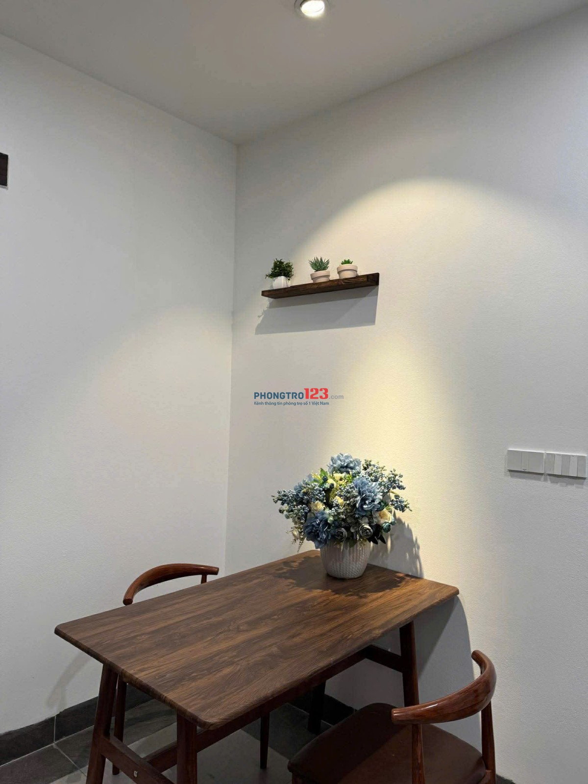 CHÍNH CHỦ CHO THUÊ CĂN HỘ 1N1K 60m2 – BẾP RIÊNG, BAN CÔNG RỘNG THOÁNG TẠI XUÂN LA, TÂY HỒ, HÀ NỘI