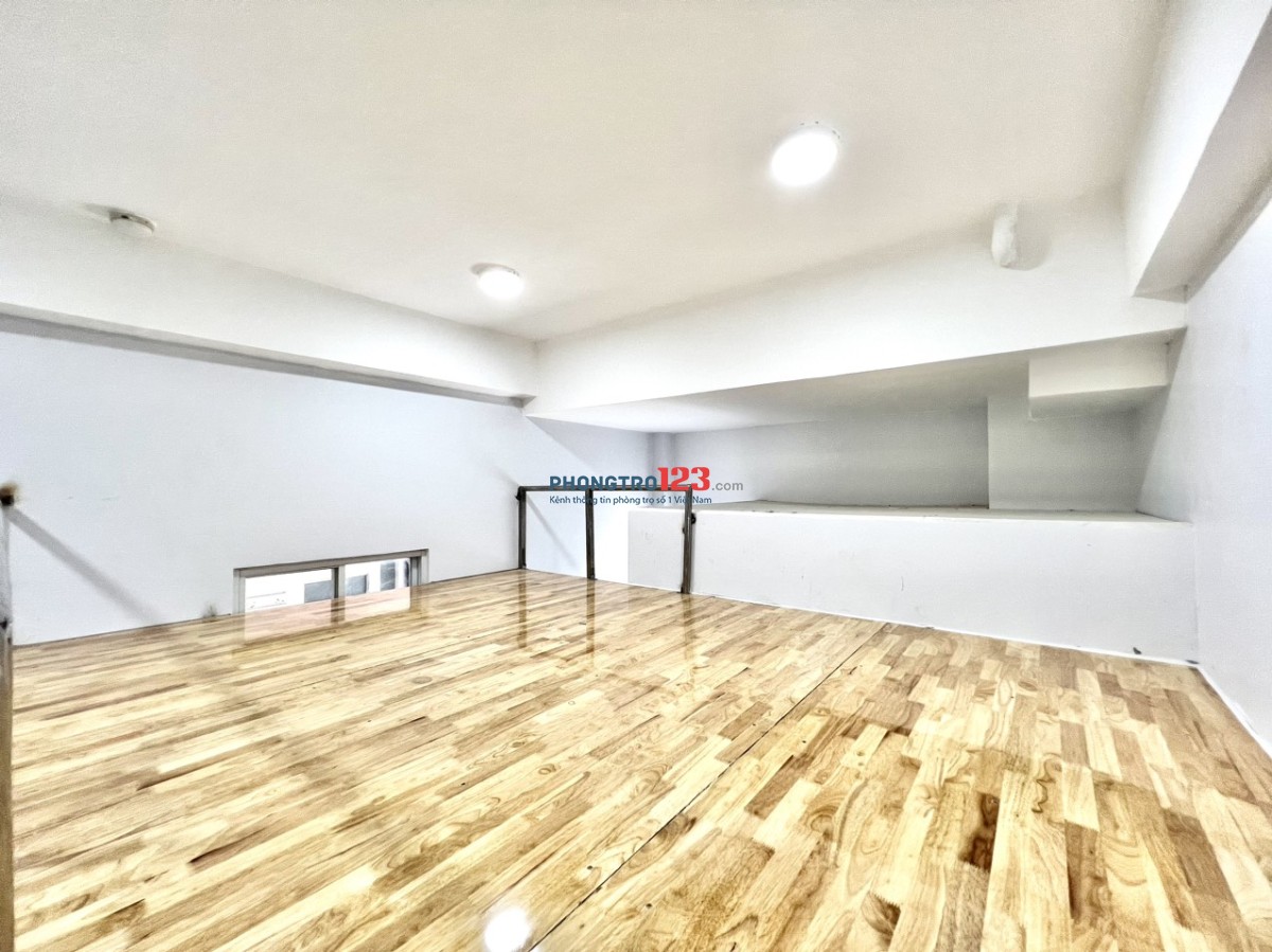 GÁC LỬNG TIỆN LỢI, CỬA SỔ THOÁNG NỘI THẤT ĐẦY ĐỦ KHUÔNG VIỆT GIAO TRỊNH ĐÌNH TRỌNG TÂN PHÚ
