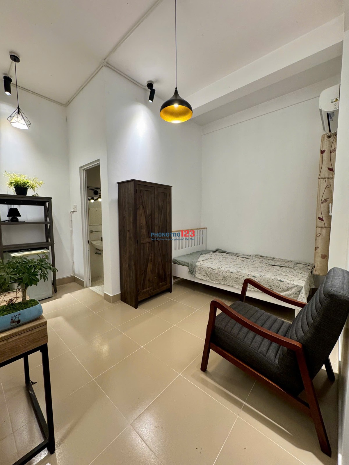 Studio trong biệt thự sân vườn gần TDTU, RMIT