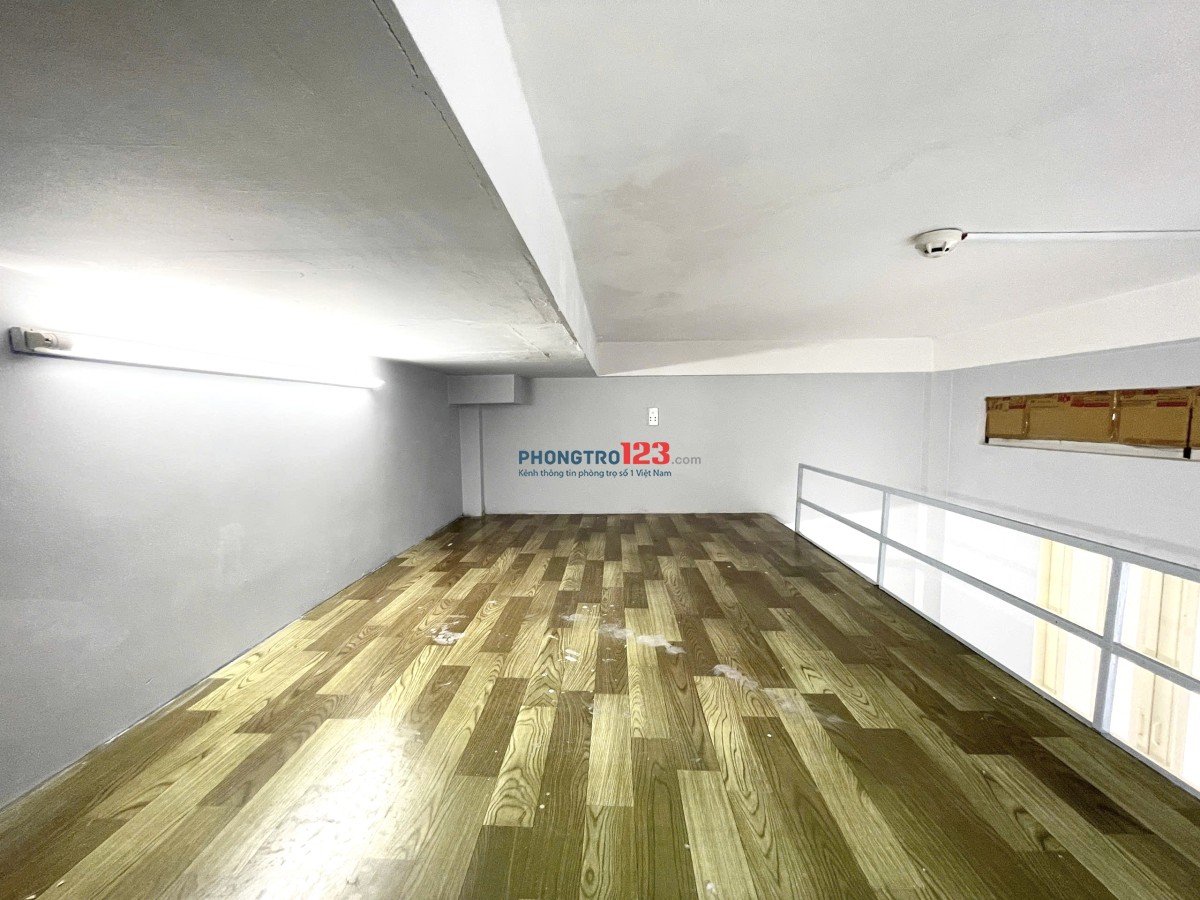 Nhà Vincom Thủ đức, Ngã Tư Thủ Đức, Cửa sổ thoáng mát, Ánh sáng tự nhiên, Giờ tự do, Máy Lạnh