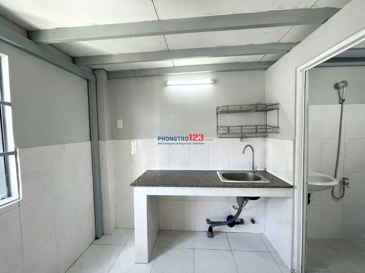 Nhà Vincom Thủ đức, Ngã Tư Thủ Đức, Cửa sổ thoáng mát, Ánh sáng tự nhiên, Giờ tự do, Máy Lạnh