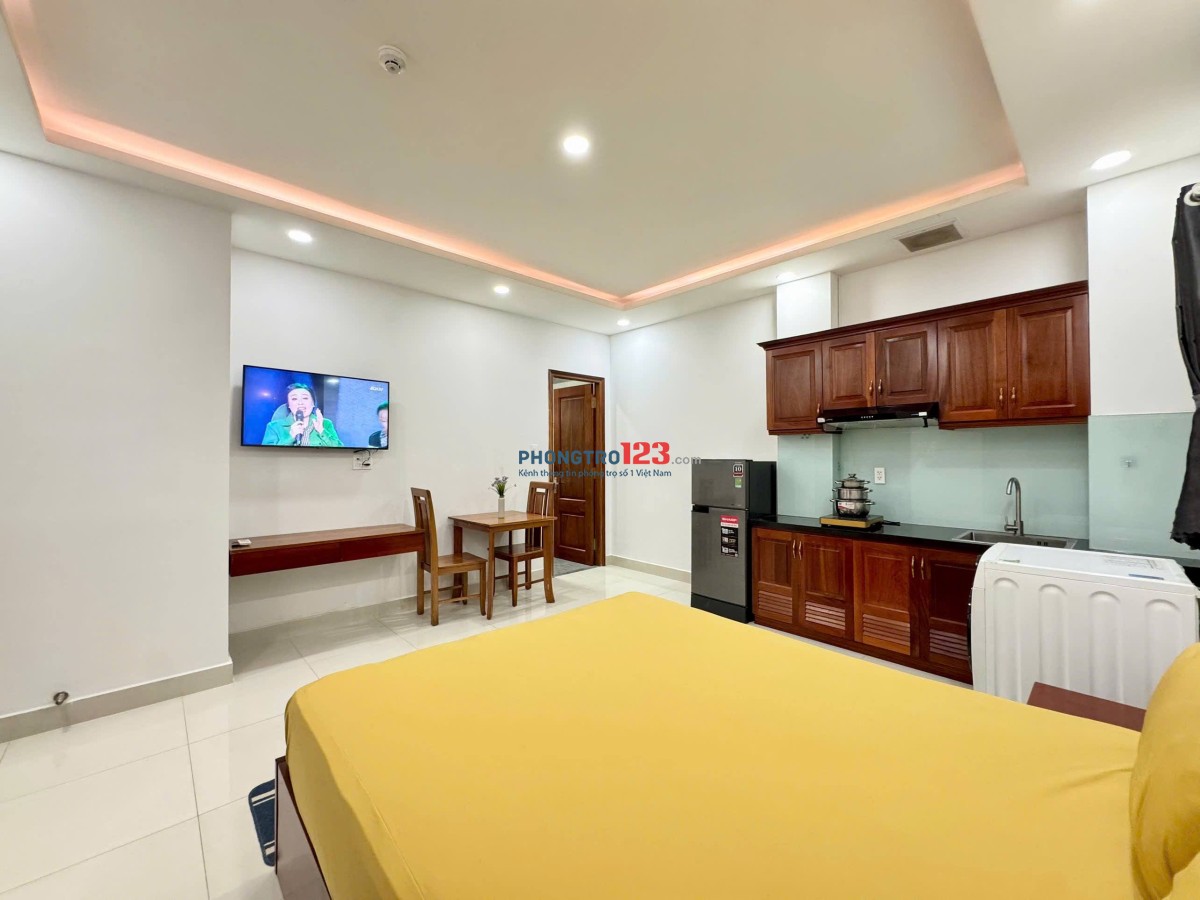 CĂN HỘ THOÁNG NGAY LÊ VĂN SỸ QUẬN 3 - MÁY GIẶT RIÊNG