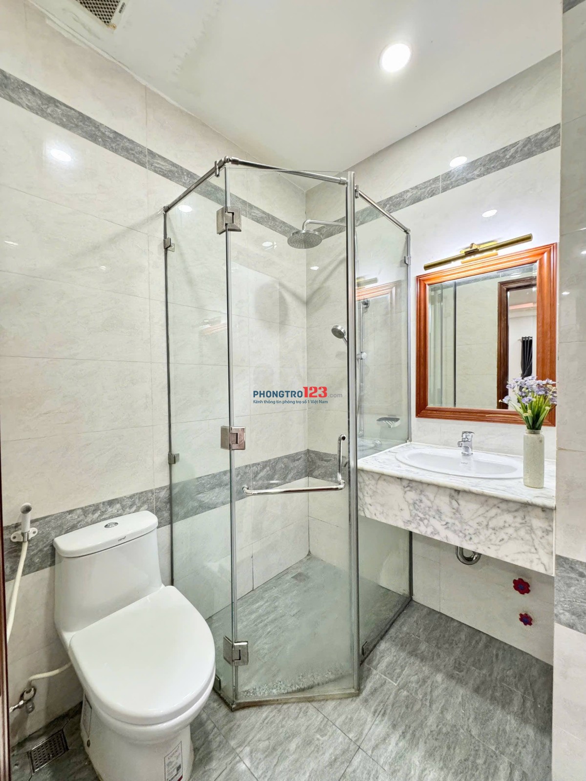 CĂN HỘ THOÁNG NGAY LÊ VĂN SỸ QUẬN 3 - MÁY GIẶT RIÊNG
