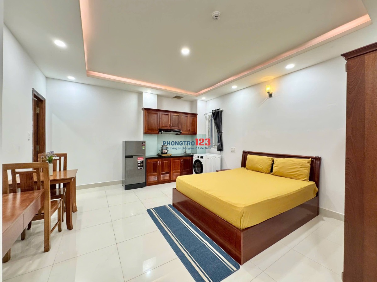 CĂN HỘ THOÁNG NGAY LÊ VĂN SỸ QUẬN 3 - MÁY GIẶT RIÊNG