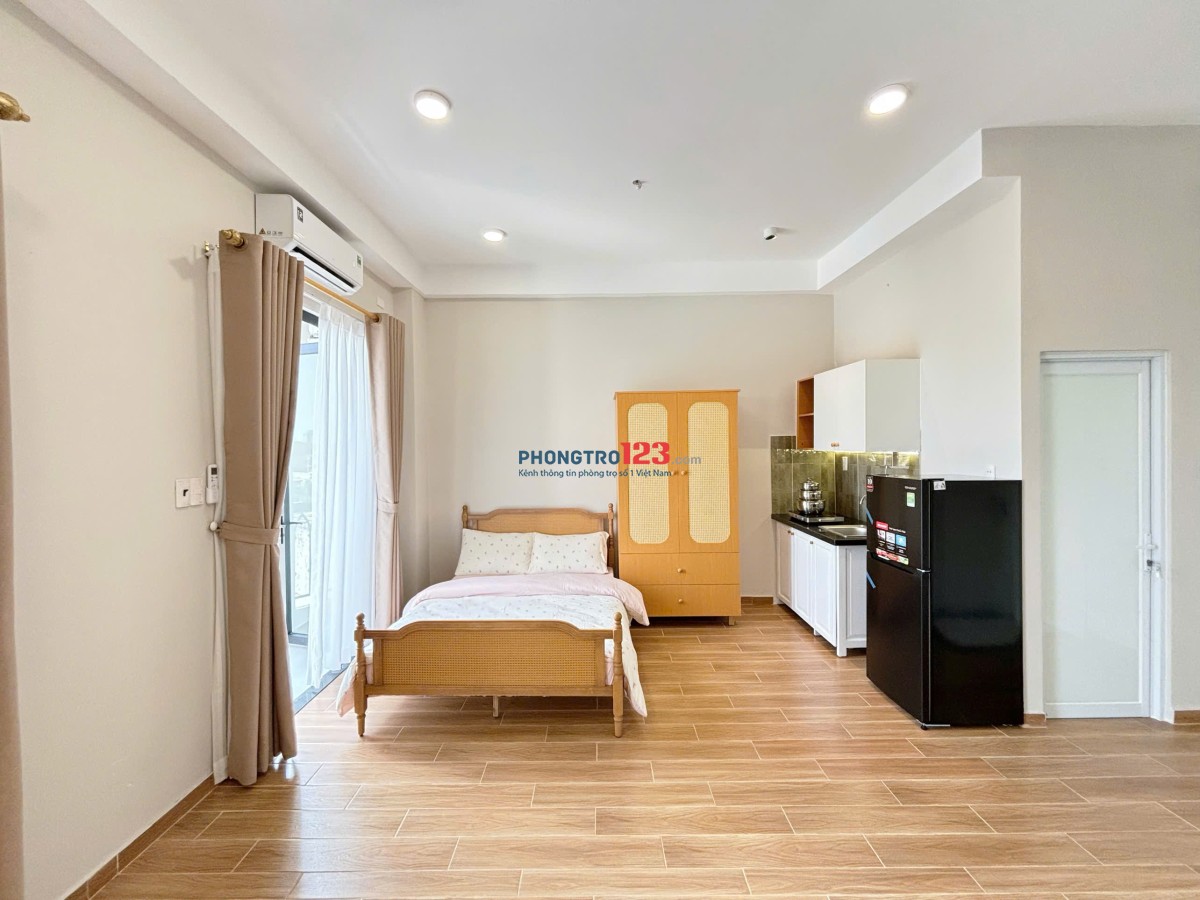 Khai trương nhà xây mới 100%, Studio đón nắng cửa sổ trời thoáng tại Tô Hiệu gần Đầm Sen