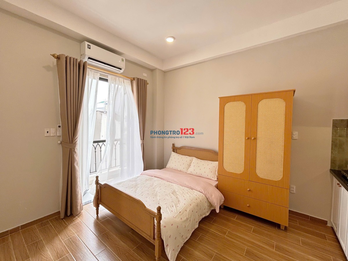Khai trương nhà xây mới 100%, Studio đón nắng cửa sổ trời thoáng tại Tô Hiệu gần Đầm Sen
