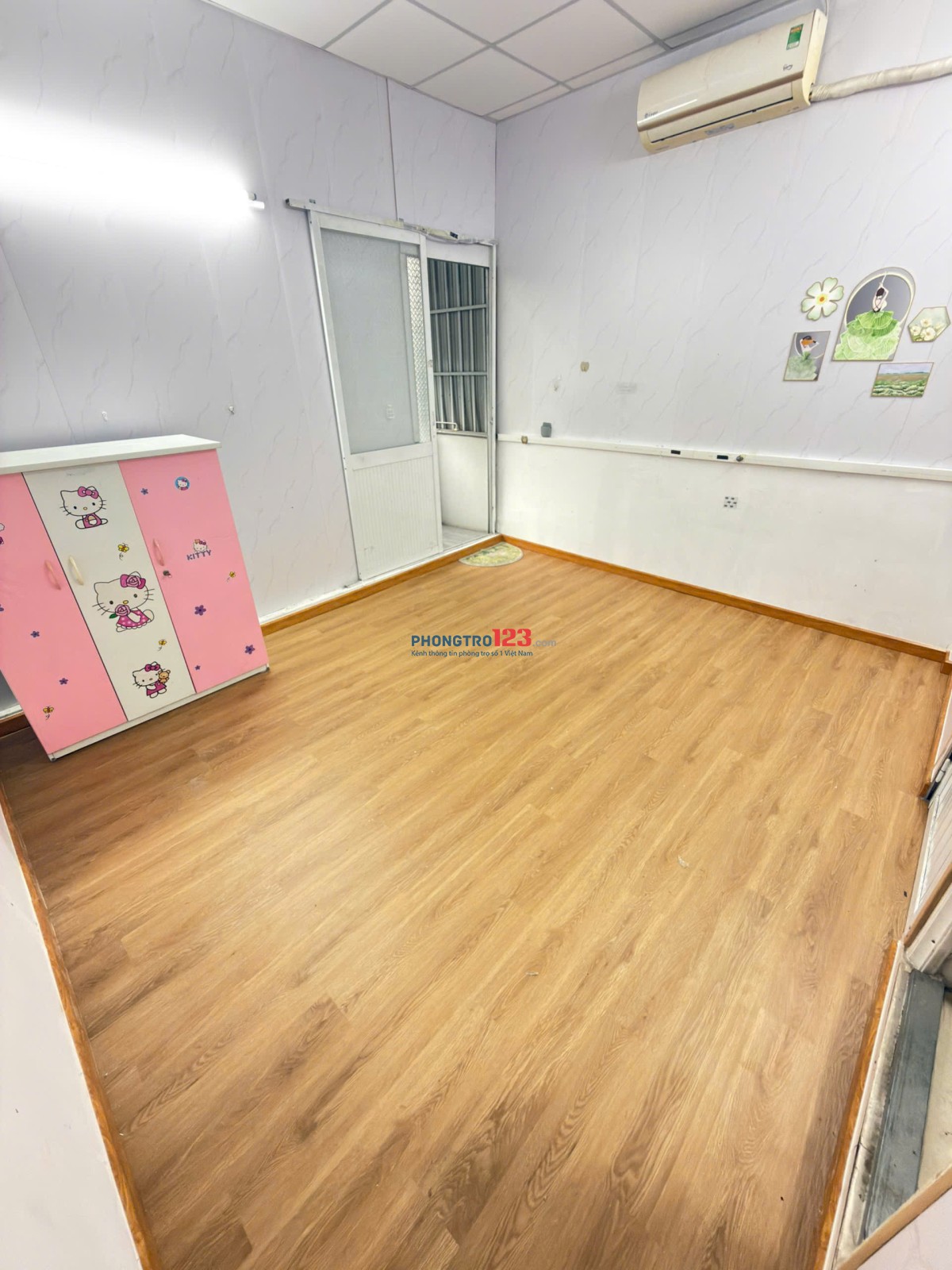 CĂN HỘ TIỆN NGHI, TÁCH BẾP, BAN CÔNG THOÁNG MÁT, TÂN KIỂNG Q7