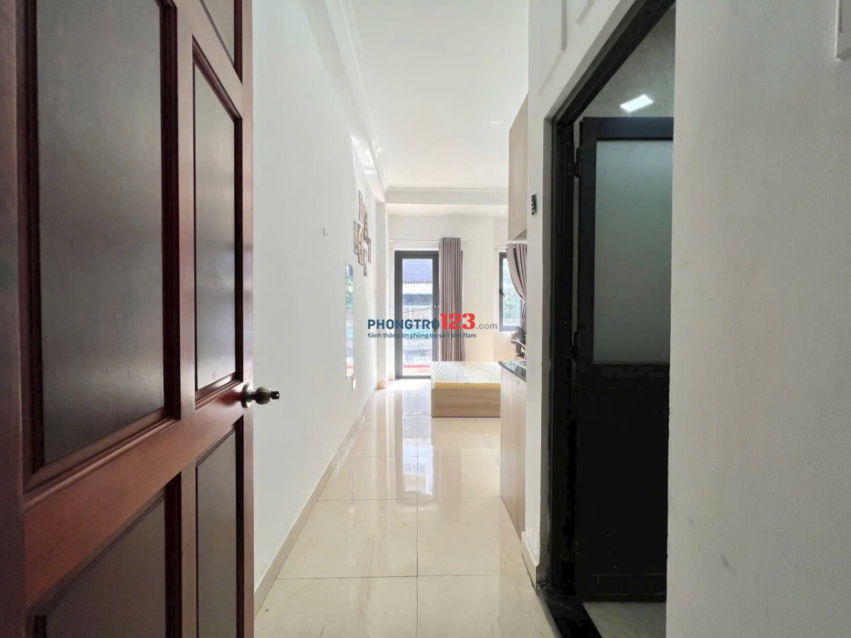 Trọ full nội thất- 83/ Nguyễn Thái Sơn - gần IUH- Ban công
