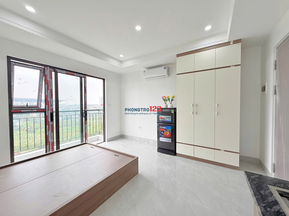 CHỈ VIỆC XÁCH VALI VÀO Ở LUÔN
