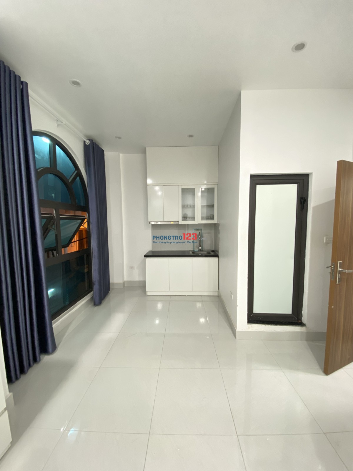 XÁCH VALI ĐẾN Ở LUÔN NGÕ 123 XUÂN PHƯƠNG