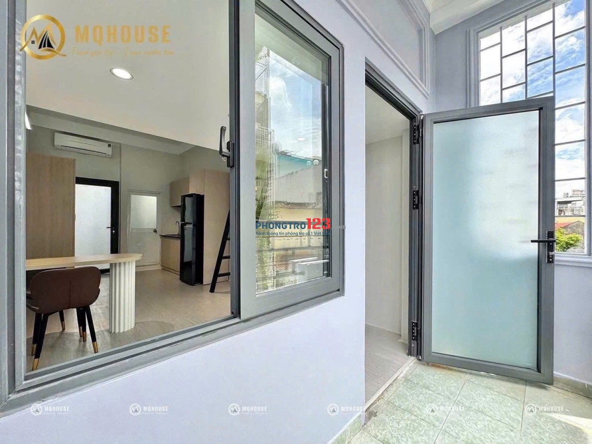 Duplex Full Nội Thất Quận 10 – Ban Công, Gác Cao, Thiết Kế Hiện Đại