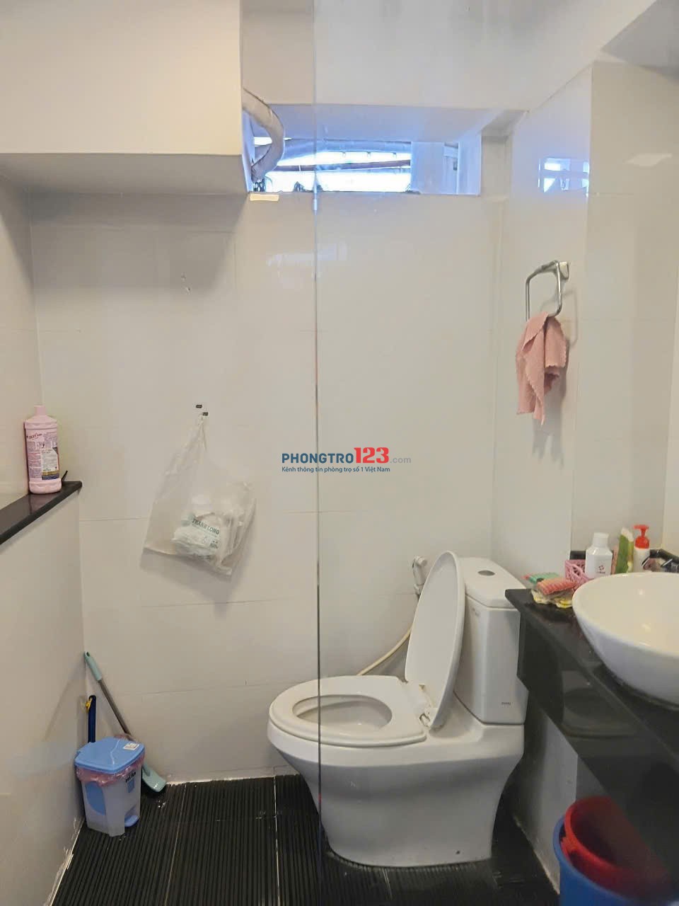 Chung cư đường 3/2, Q10: 85m2, máy lạnh, 2p ngủ, 12 triệu/tháng