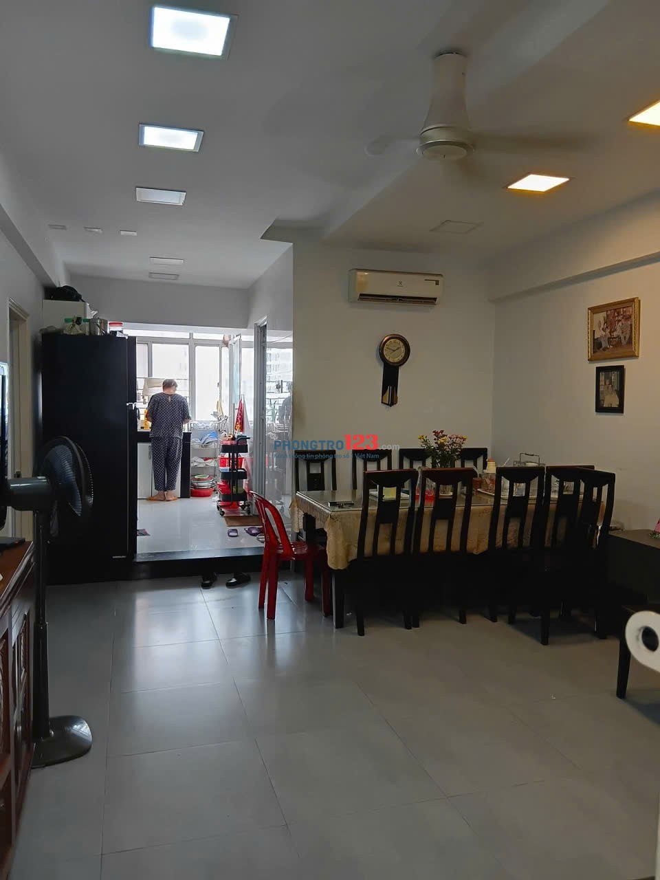 Chung cư đường 3/2, Q10: 85m2, máy lạnh, 2p ngủ, 12 triệu/tháng