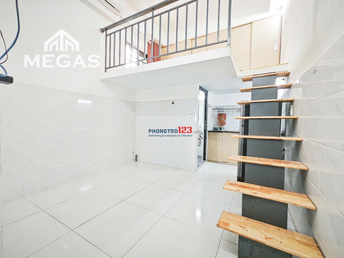 Trống Sẵn Phòng Gác Cao, Cửa Sổ Thoáng giá tốt, cạnh cầu Phú Mỹ, KCX Tân Thuận, Lotte Mart, UFM, TDT
