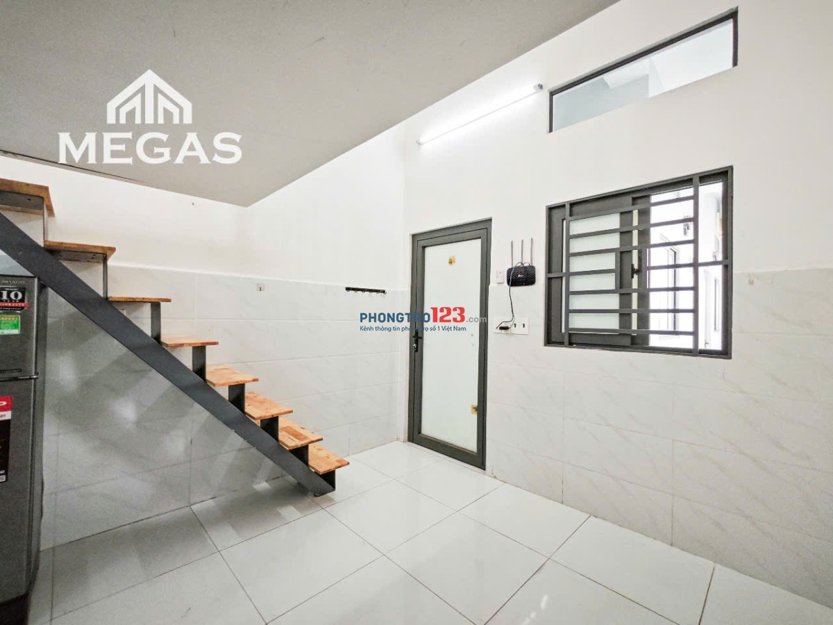 Trống Sẵn Phòng Gác Cao, Cửa Sổ Thoáng giá tốt, cạnh cầu Phú Mỹ, KCX Tân Thuận, Lotte Mart, UFM, TDT