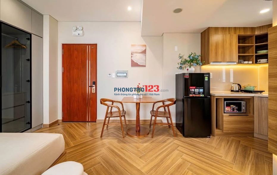 CHDV FULL NỘI THẤT - BANCONG - 40M2 - NGUYỄN VĂN TRỖI