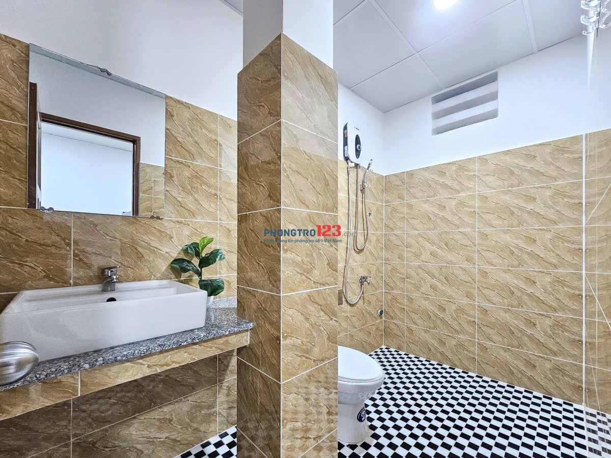 CĂN STUDIO ĐẦY ĐỦ TIỆN NGHI - CÓ BAN CÔNG THOÁNG MÁT