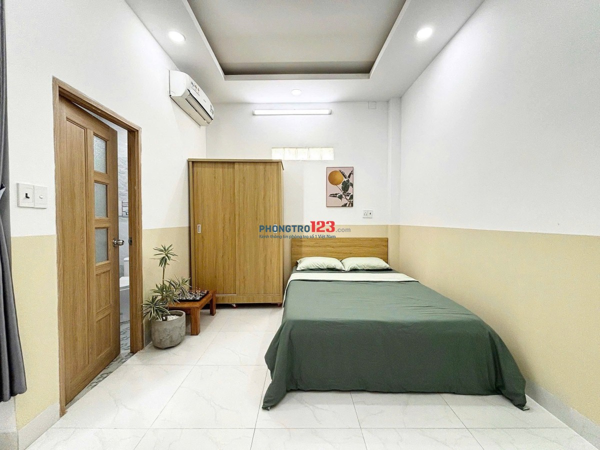 Cho Thuê Phòng Bình Thạnh gần chợ Bà Chiểu tiện đi quận 1, 5.5tr, ban công thoáng, máy giặt riêng