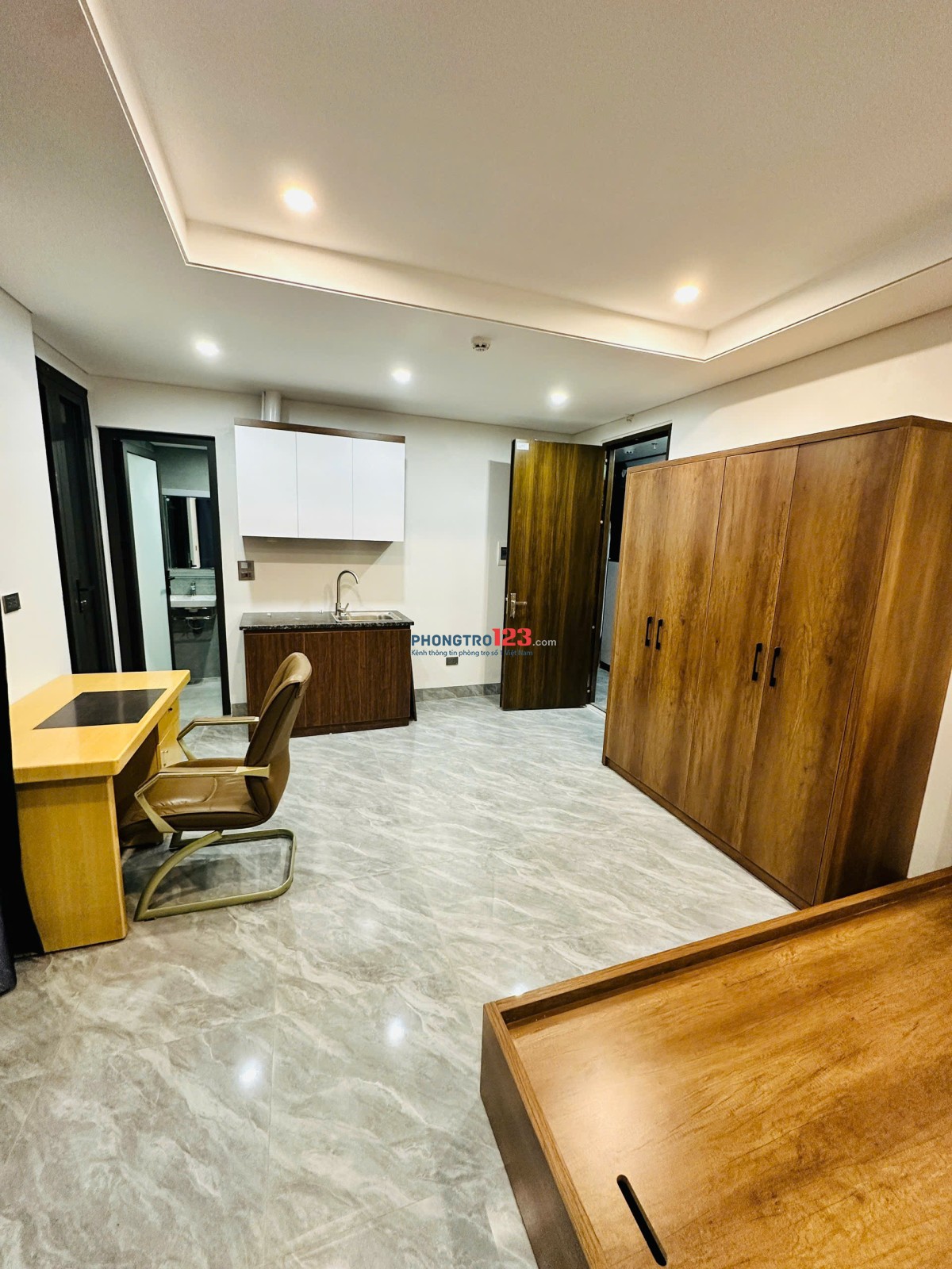 CHO THUÊ PKK MỚI ĐỐI DIỆN CĐ QUỐC TẾ - TRỊNH VĂN BÔ
