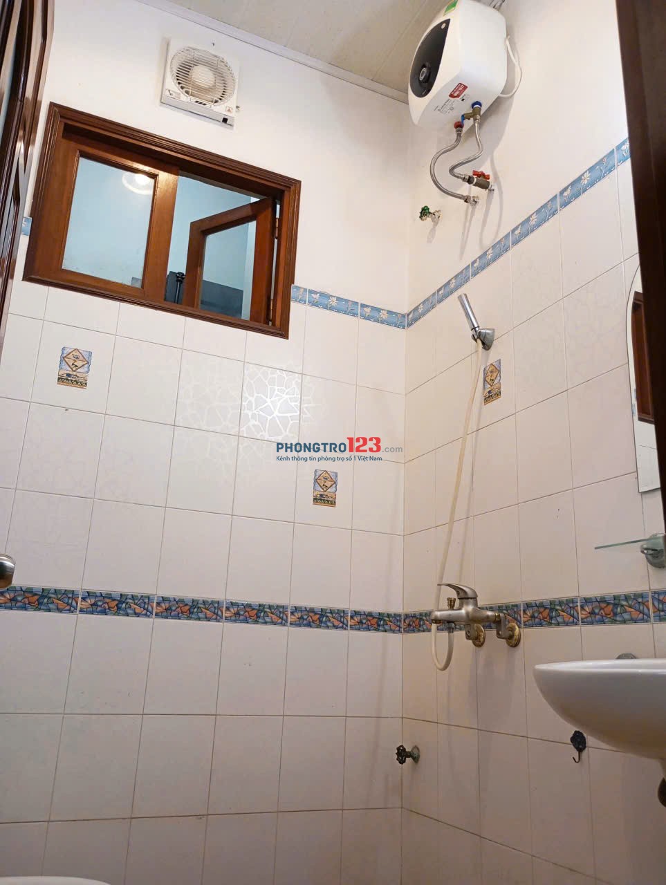 Chỉ 9 triệu thuê VP, tầng 1, 71 Đặng Thùy Trâm, DT 61m2, đắc địa, sát ngã 5