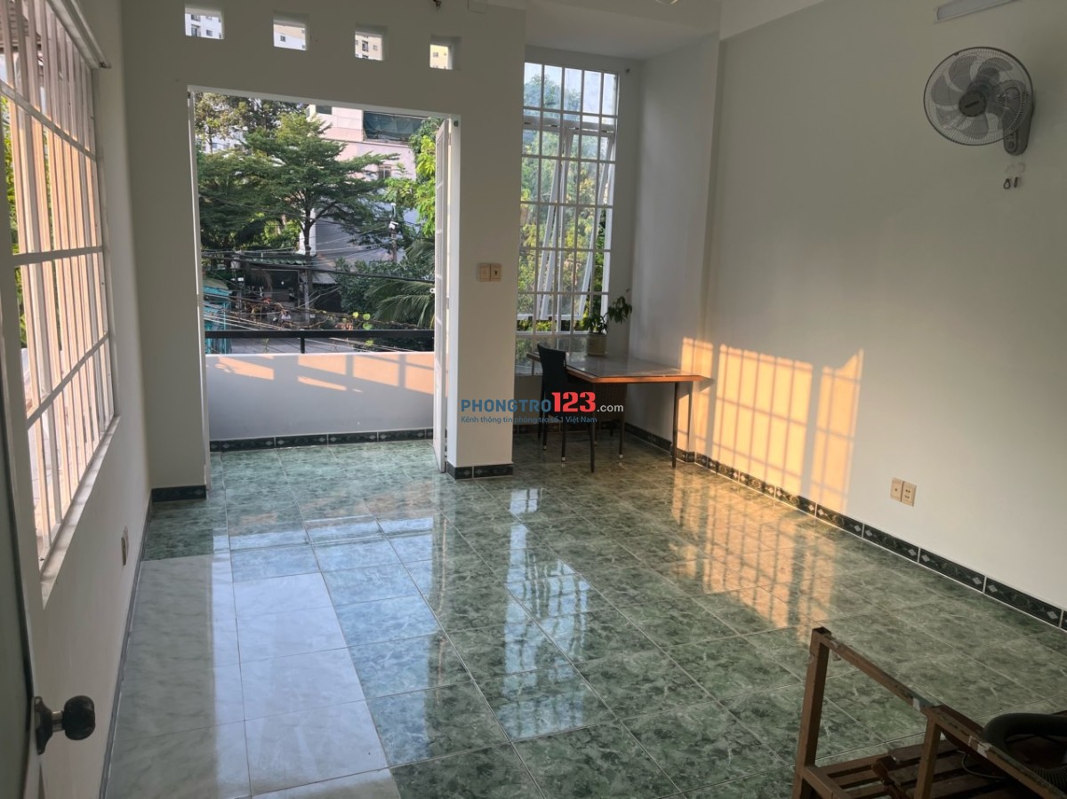  CHO THUÊ PHÒNG, MẶT TIỀN ĐƯỜNG – P. PHƯỚC LONG, TP. HCM