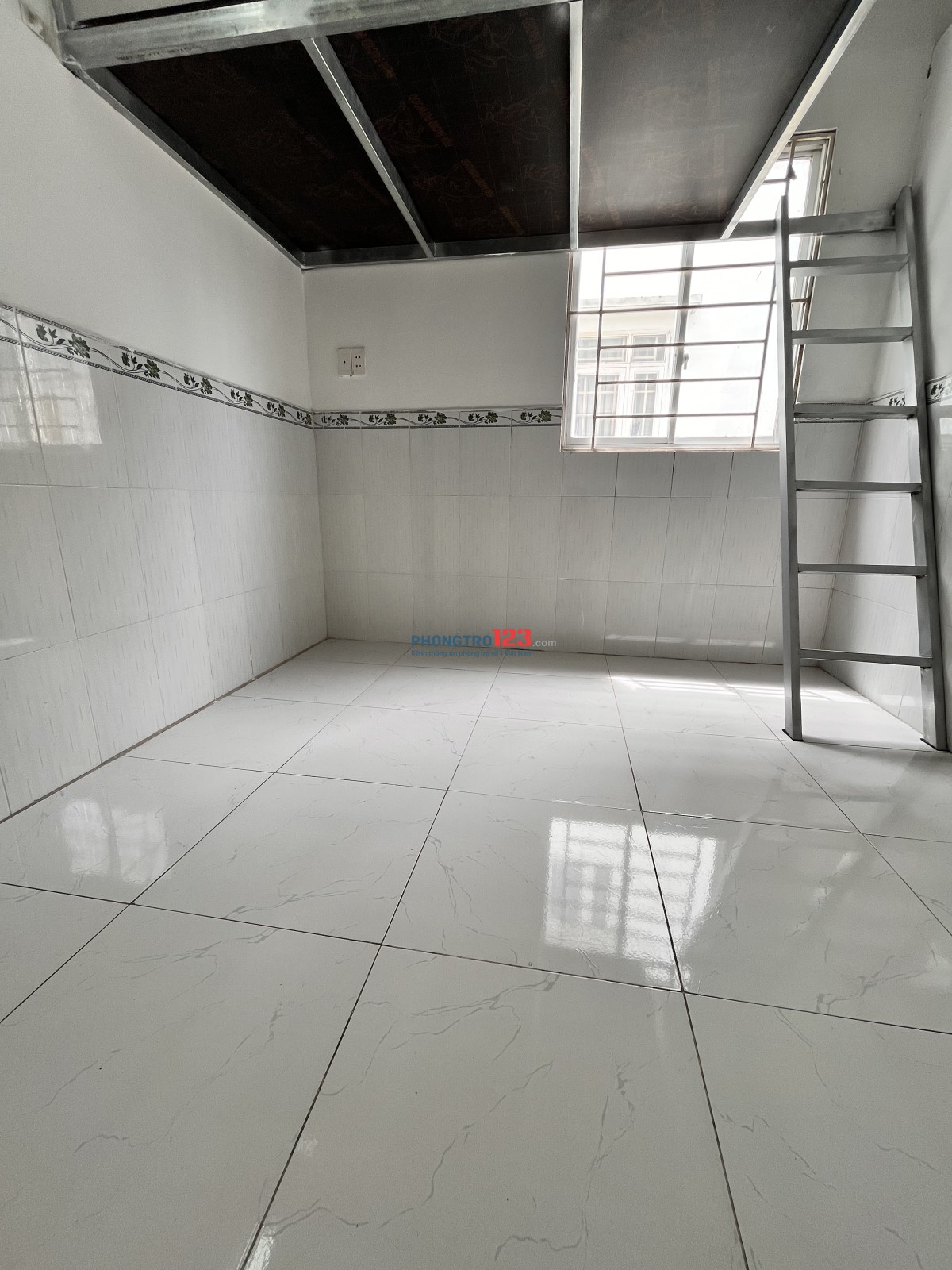 Phòng trọ 15m2 gần khu công nghệ cao Quận 9
