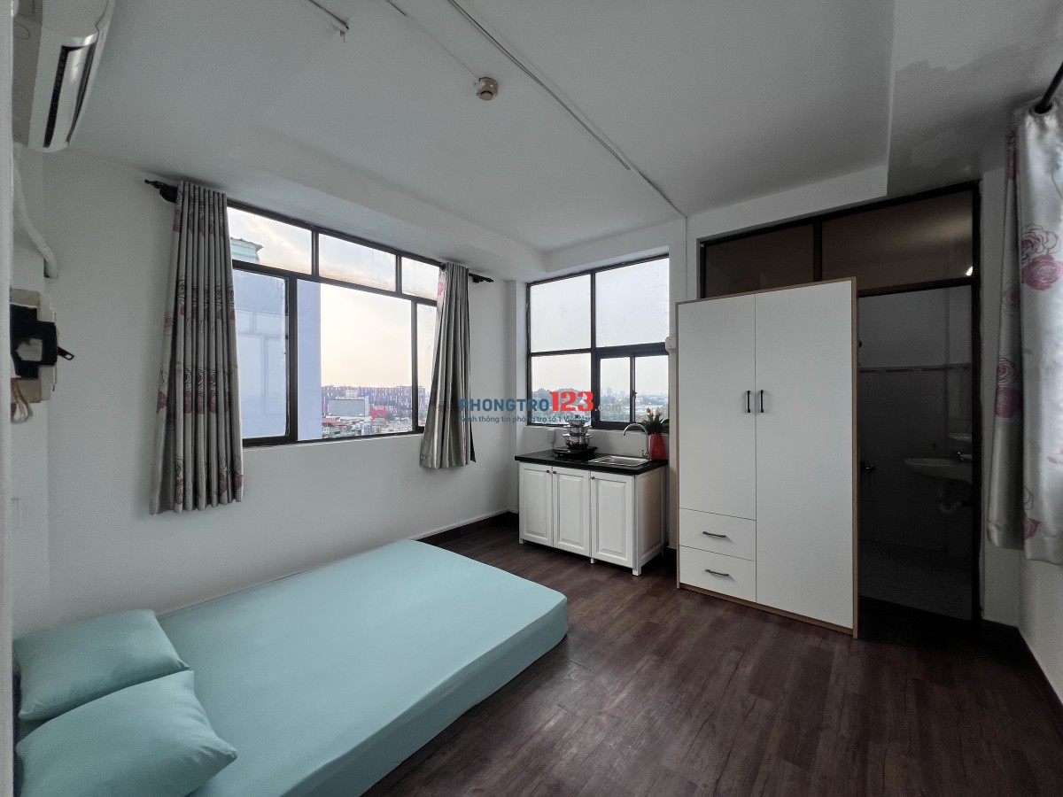 PHÒNG CHO THUÊ FULL NỘI THẤT CAO CẤP, CỬA SỔ THOÁNG ĐỐI DIỆN ETOWN CỘNG HOÀ TÂN BÌNH