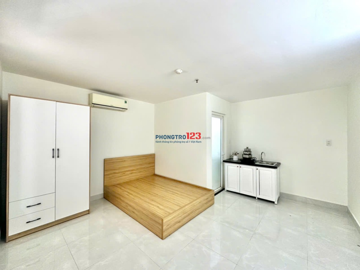 BÓC TEM PHÒNG BAN CÔNG NEW, ĐẦY ĐỦ TIỆN NGHI NGAY KCX TÂN THUẬN
