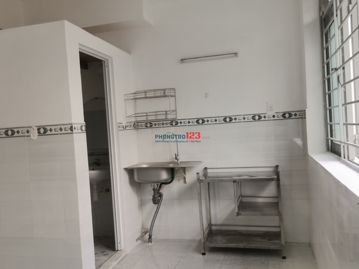 Phòng trọ sinh viên không chung chủ, có gác cao, thoáng mát