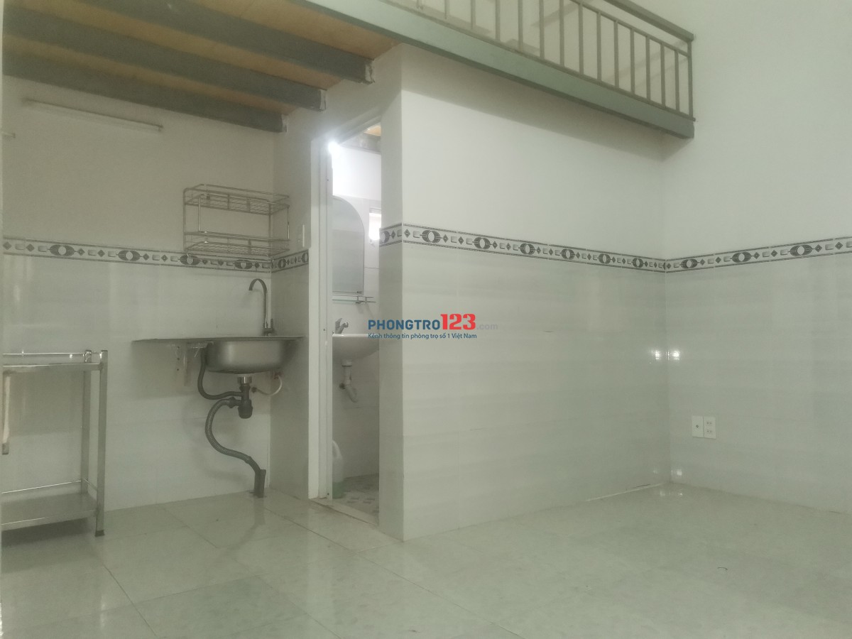 Phòng trọ sinh viên không chung chủ, có gác cao, thoáng mát