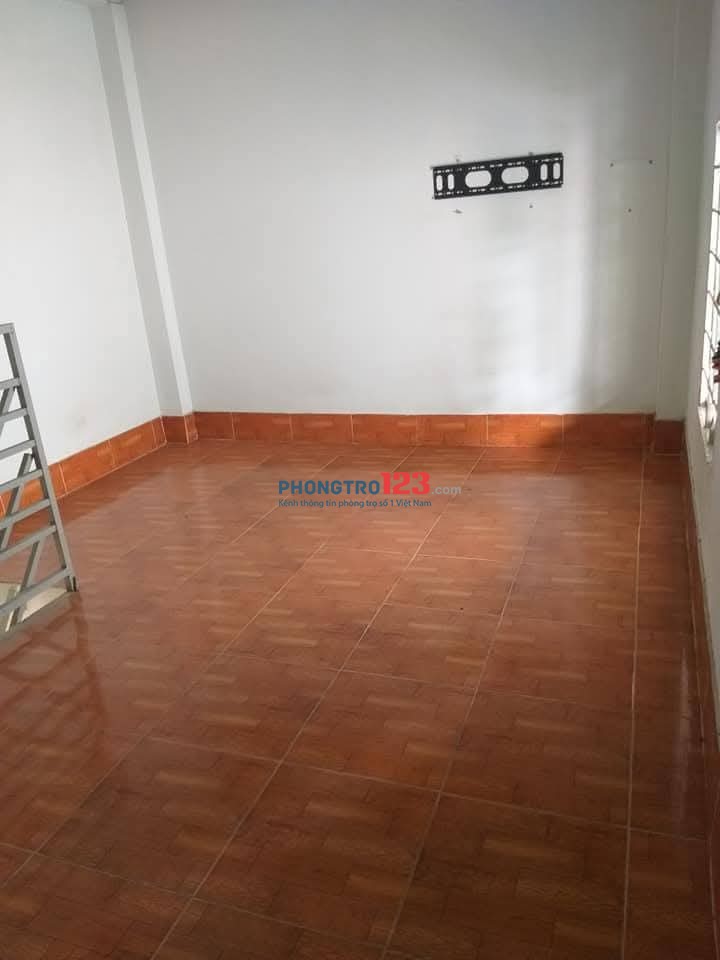 Phòng trọ 25m2 có gác đường Gò Cát, Phường Long Trường, TP. HCM