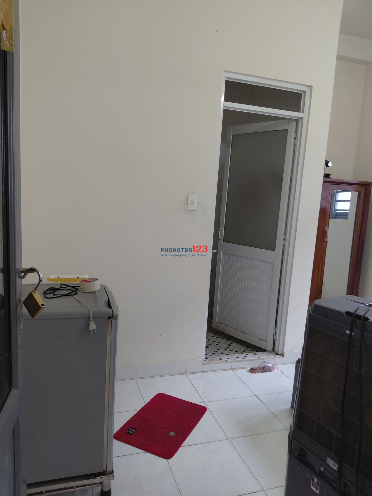 Phòng trọ 18m rộng thoáng mát gần sân bay tân sơn nhất