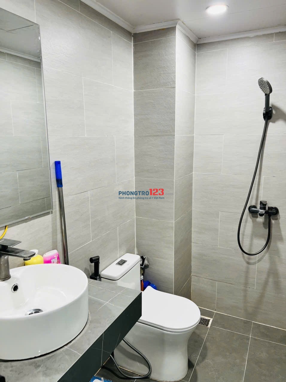 Cho thuê căn hộ CCMN Full đồ sạch đẹp Lê Đức Thọ,Hà Nội