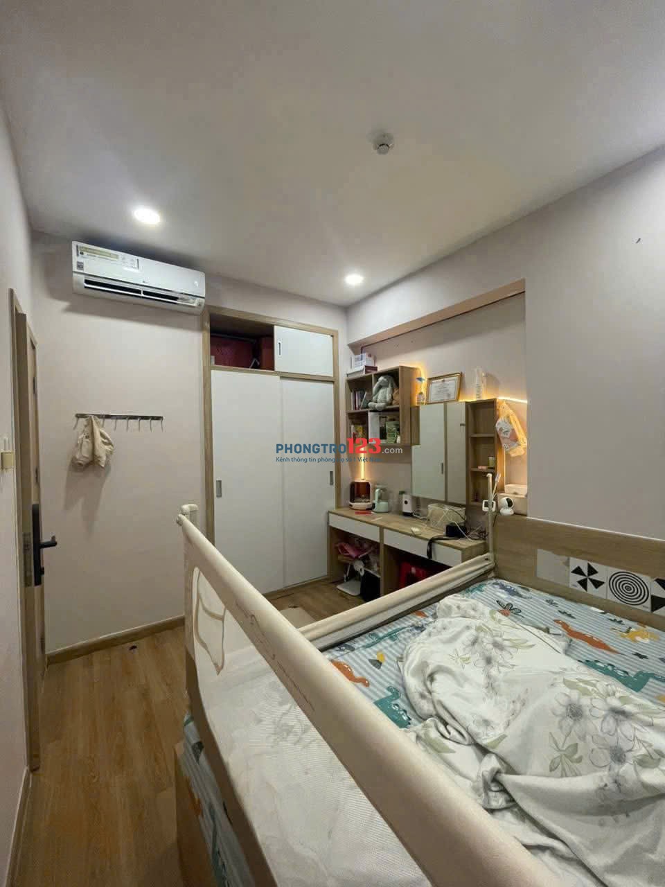 Chung cư Sơn Kỳ 2, DC13, TP: 90m2, 3p ngủ, NT mới, 11tr/th
