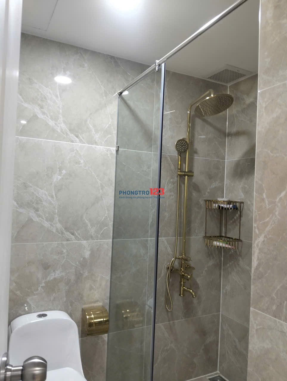 Cho thuê căn hộ 3p ngủ C/c Phúc Yên giá 11tr/th. có nội thất