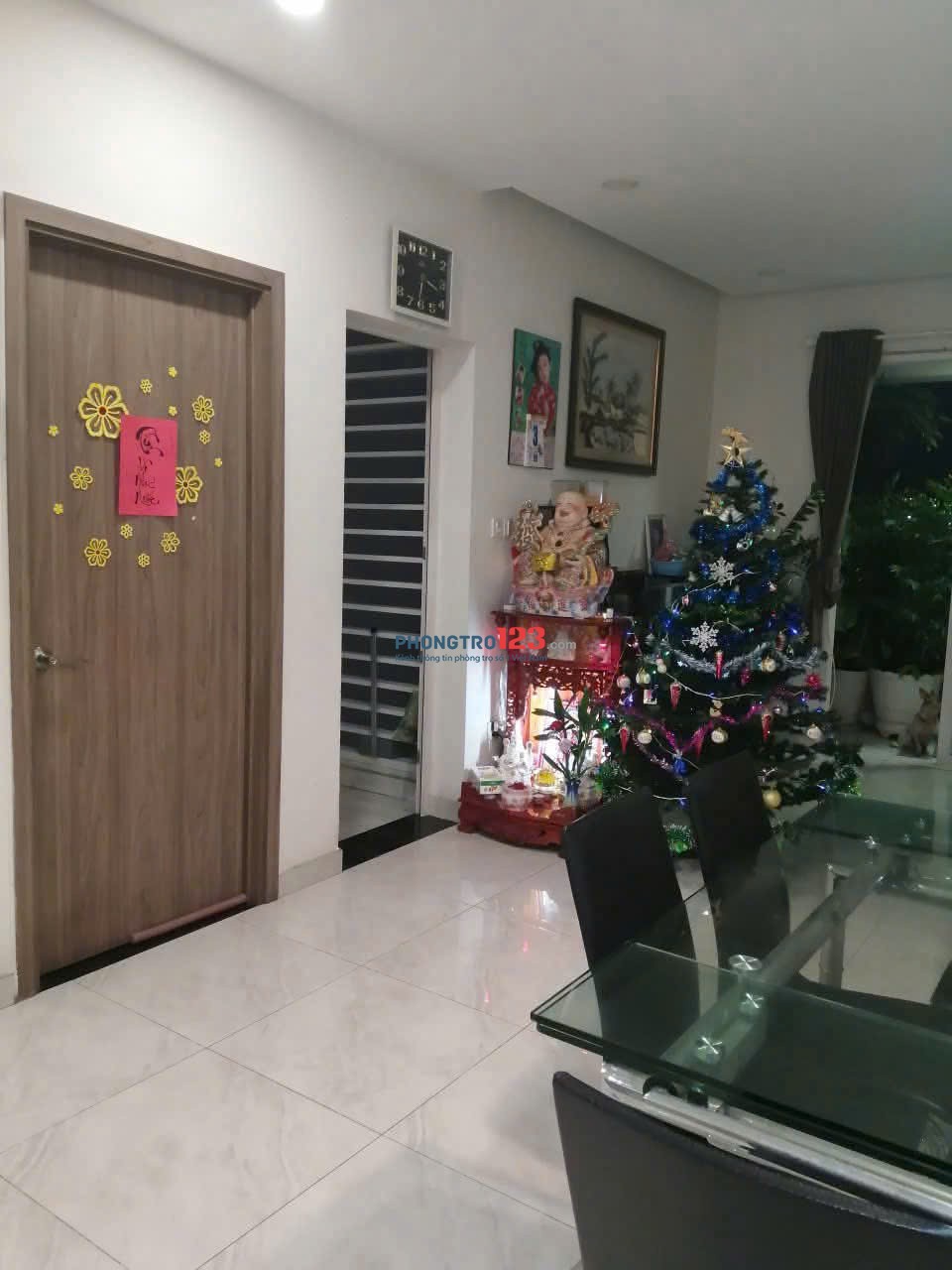 Chung cư Satra, Phan Đăng Lưu, PN: 90m2, 2p ngủ, NTCB, 15tr/tháng