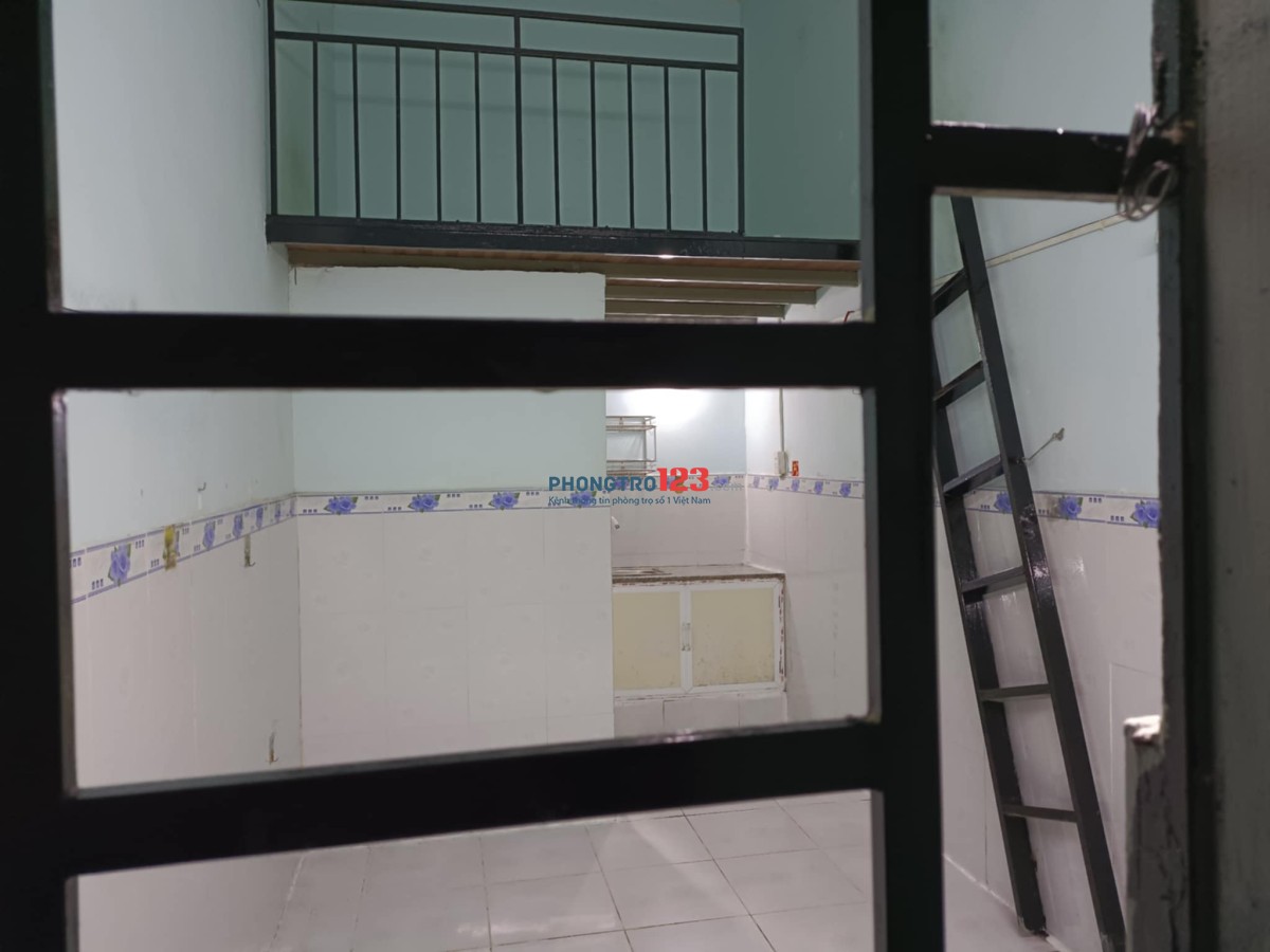 Khu trọ gần ĐH VĂN HIẾN, CĐ CÔNG THƯƠNG, tầng trệt giá 2.7tr
