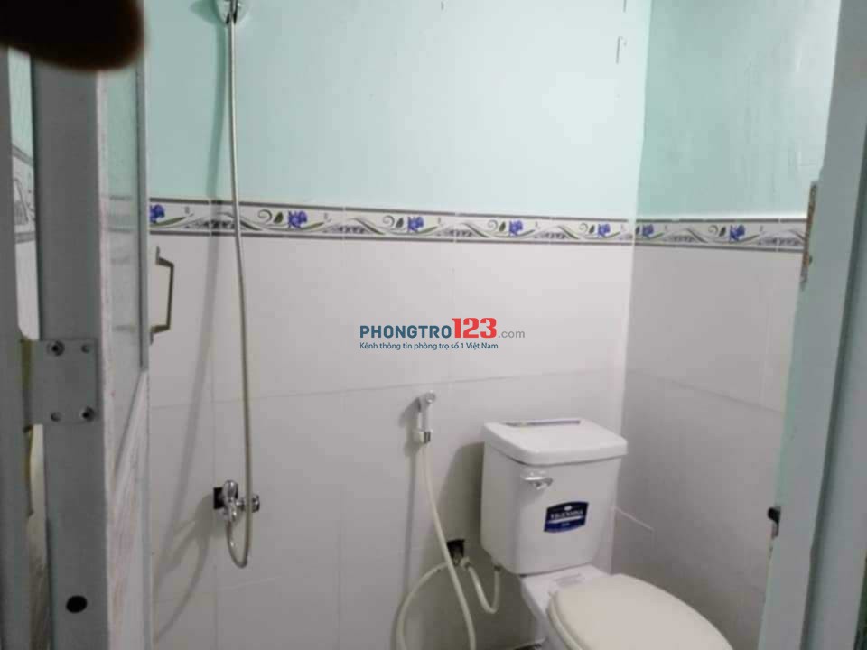Khu trọ gần ĐH VĂN HIẾN, CĐ CÔNG THƯƠNG, tầng trệt giá 2.7tr