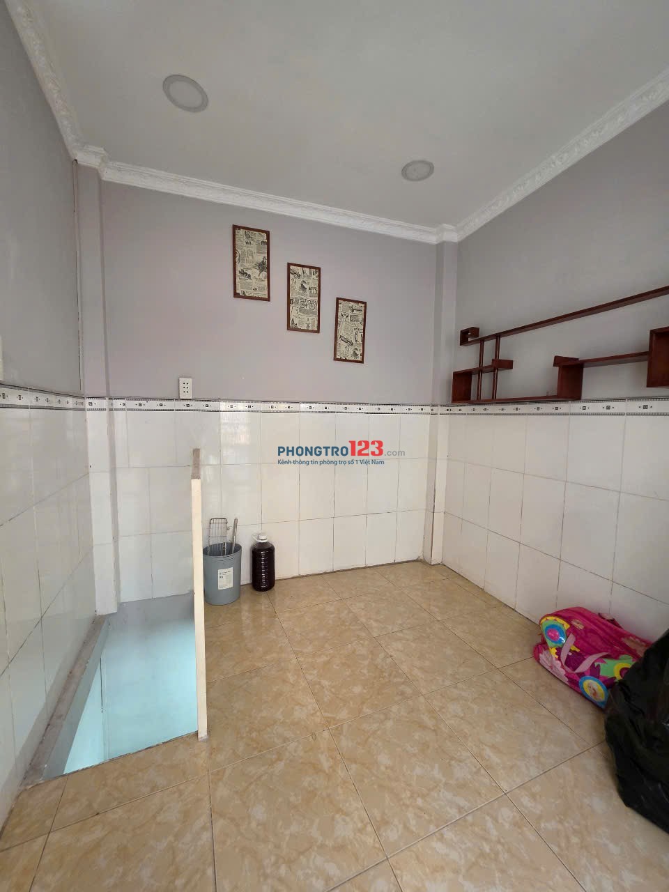 Cho thuê nhà 1 trệt 2 lầu - Lê Quý Đôn Gần Đường nguyễn Văn Trỗi, trường Sa, Phú Nhuận