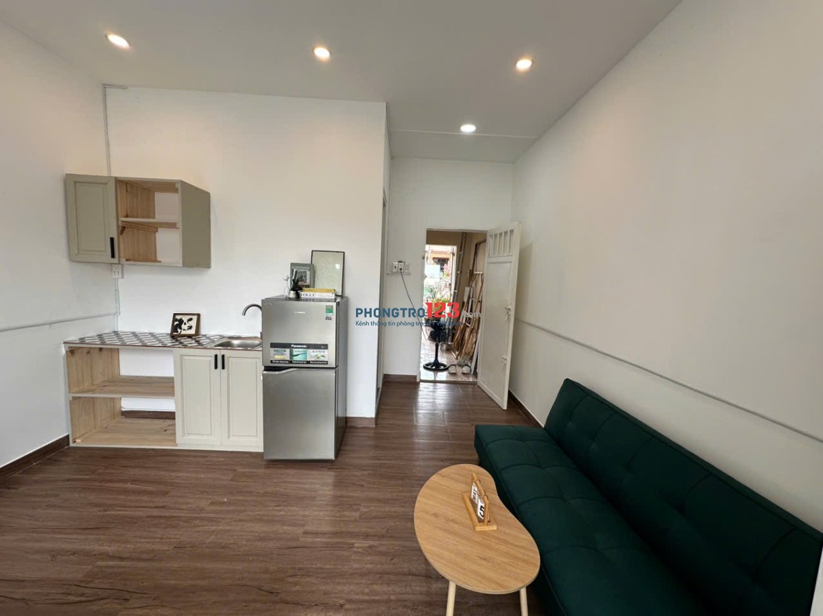 Căn studio full mới 99% full nội thất, gần cv lê văn tám, cv gia định