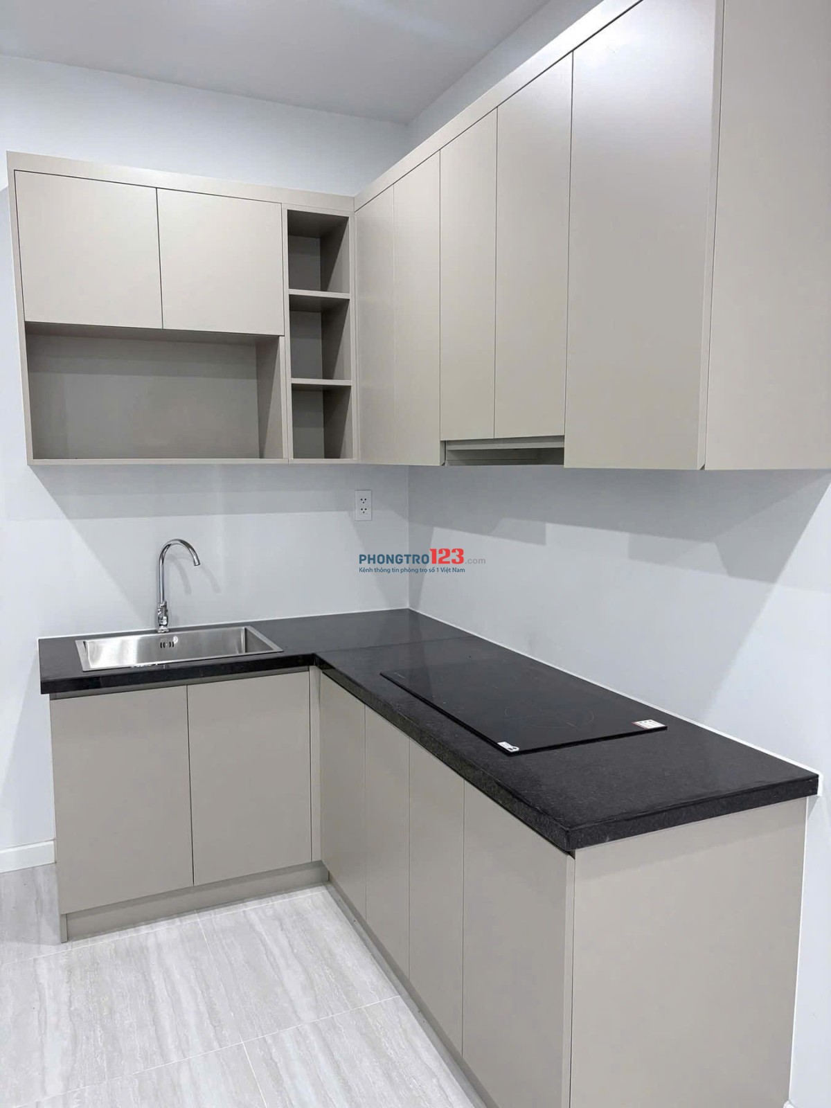Cho thuê căn hộ 2 phòng ngủ 2 wc - Làng đại học