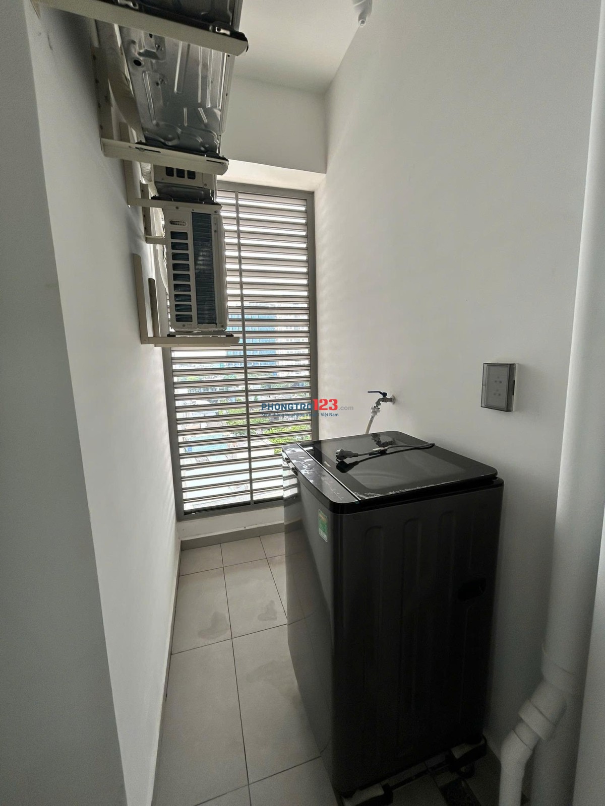 Chung cư Satra Eximland căn 95m2, 2p ngủ, Nội thất,17tr/th