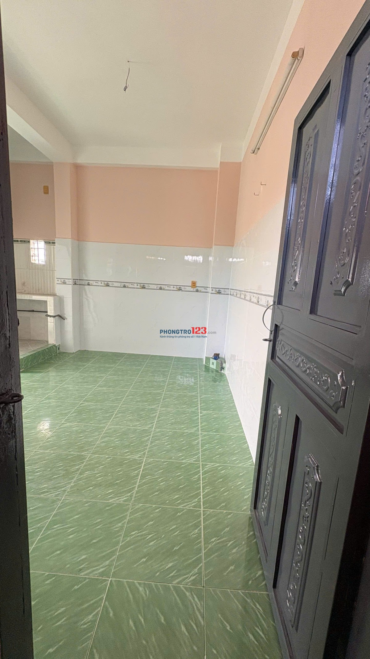 Phòng trọ quận 10 đường CMT8 (gần sân khấu Lan Anh)