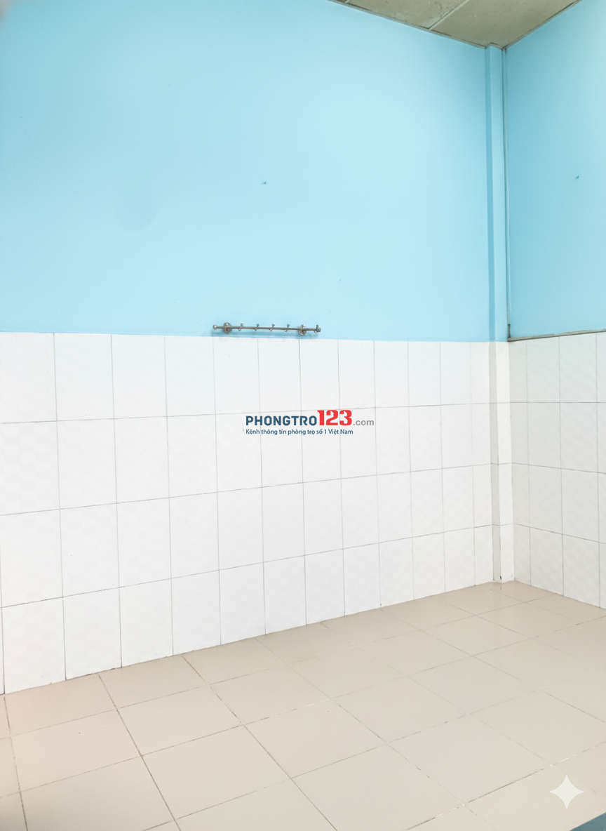 Nhà 1 trệt 1 lầu 32m2 tại quận 8 gần chợ và trường học
