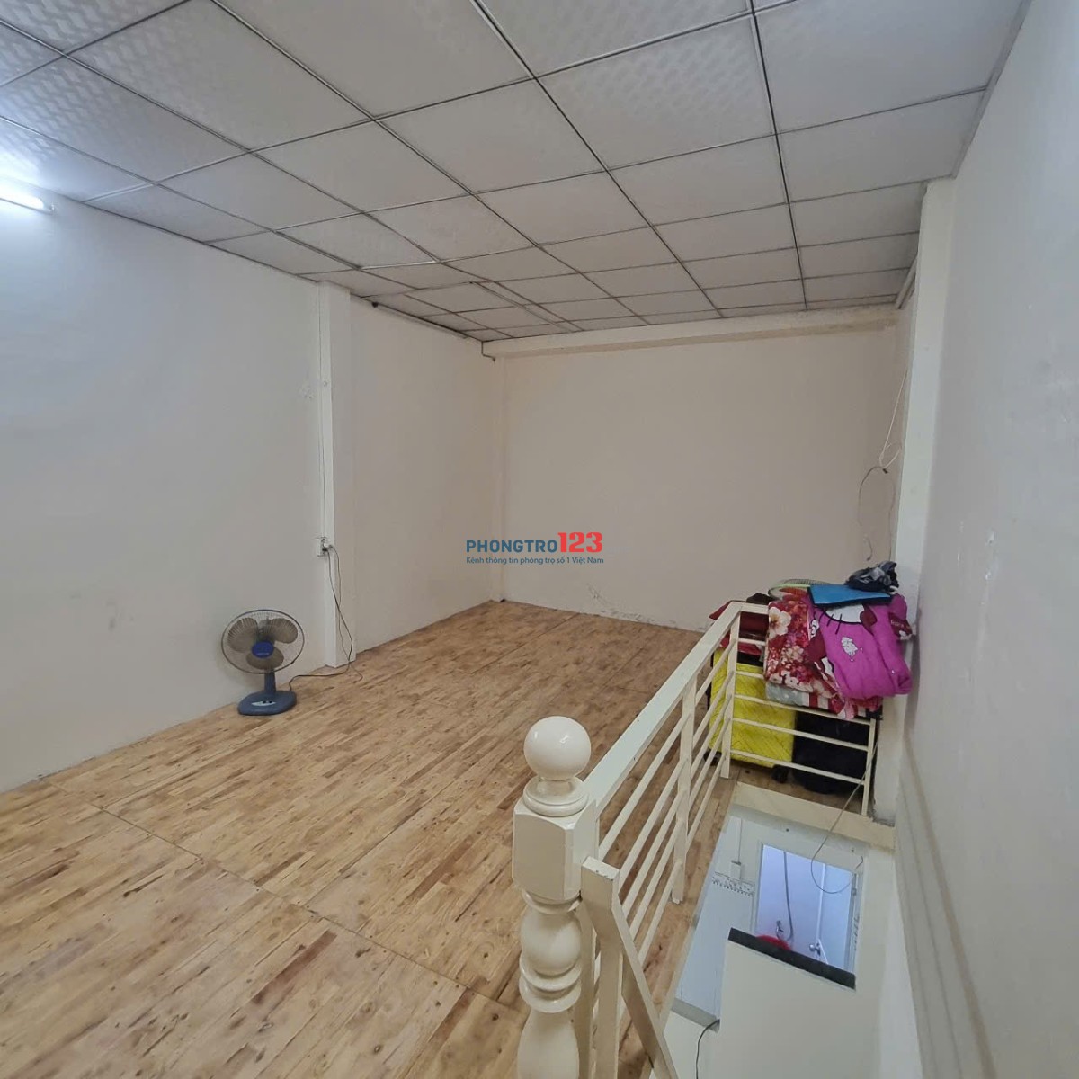 Cho Thuê Nhà Nguyên căn quận 1 gần Phan Xích Long