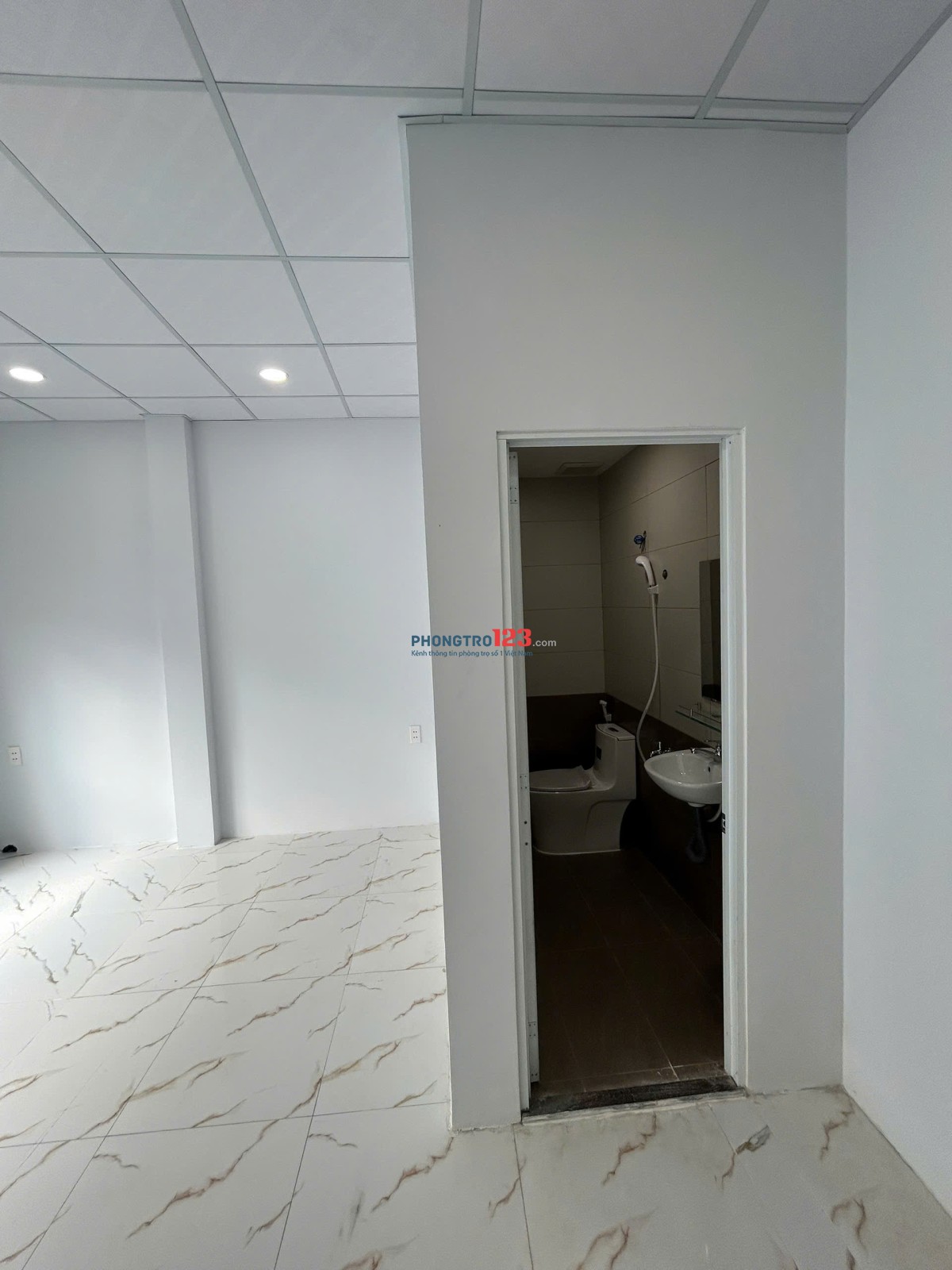 Cho thuê nhà nguyên căn tại hẻm 149 đường Lưu Hữu Phước, phường 15, quận 8, TP. HCM